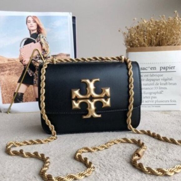 Tory Burch Handbags - Tory Burch small Eleanor bag in Black
